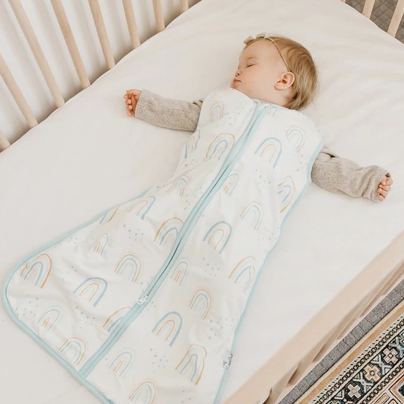New 0-6M Copper Pearl gender neutral blue rainbow baby sleep sack - Picture 2 of 6